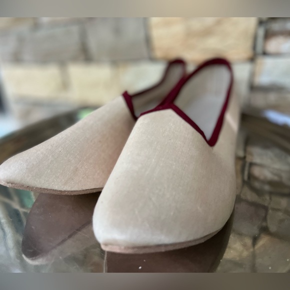 Red cream linen Jutti/Mojri Indian Punjabi Wedding Slippers shoes size 11 - Picture 2 of 8